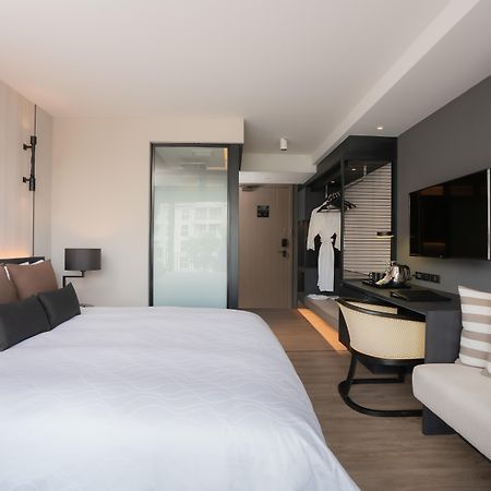 Best Western Premier Bayphere Pattaya - SHA Extra Plus Na Chom Thian Exterior foto Deluxe Room