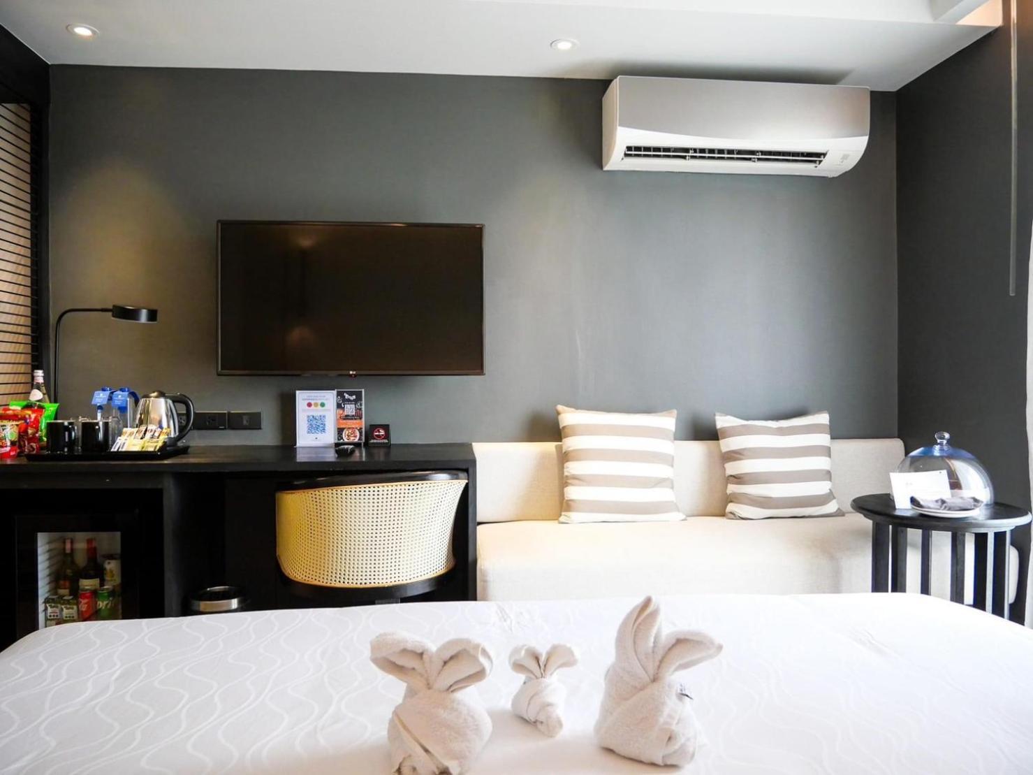 Best Western Premier Bayphere Pattaya - SHA Extra Plus Na Chom Thian Exterior foto